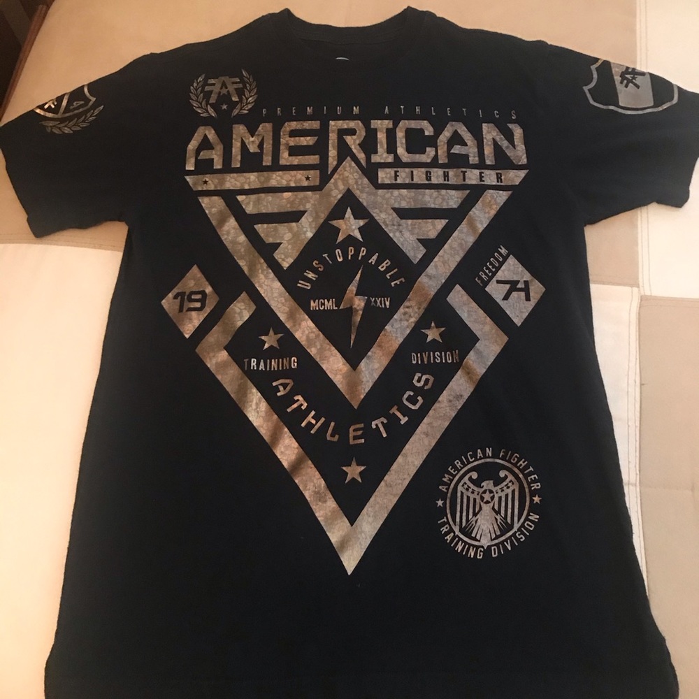 4 American Fighter tee shirts size Medium